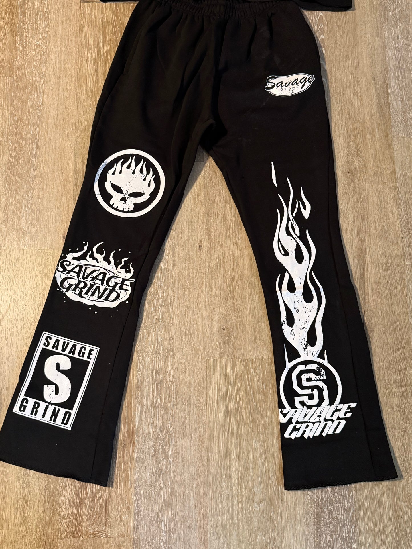 SAVAGE GRIND APPAREL HOODIE AND PANTS